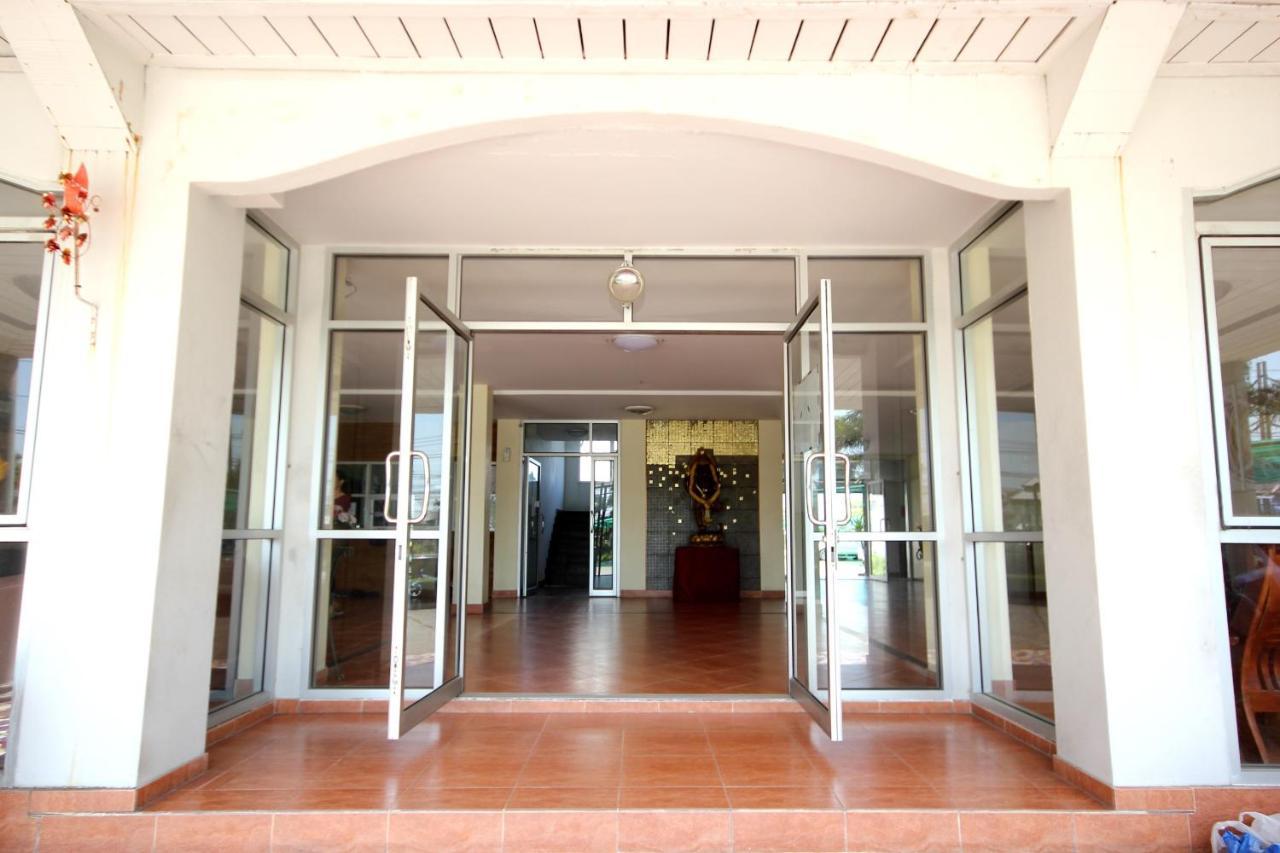 Matini Amata Hotel Ban Hua Phai Exterior photo